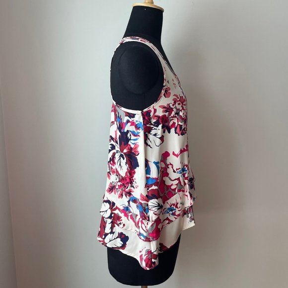 Eight Sixty Cream and Floral Silk Tank - Picture 2 of 10